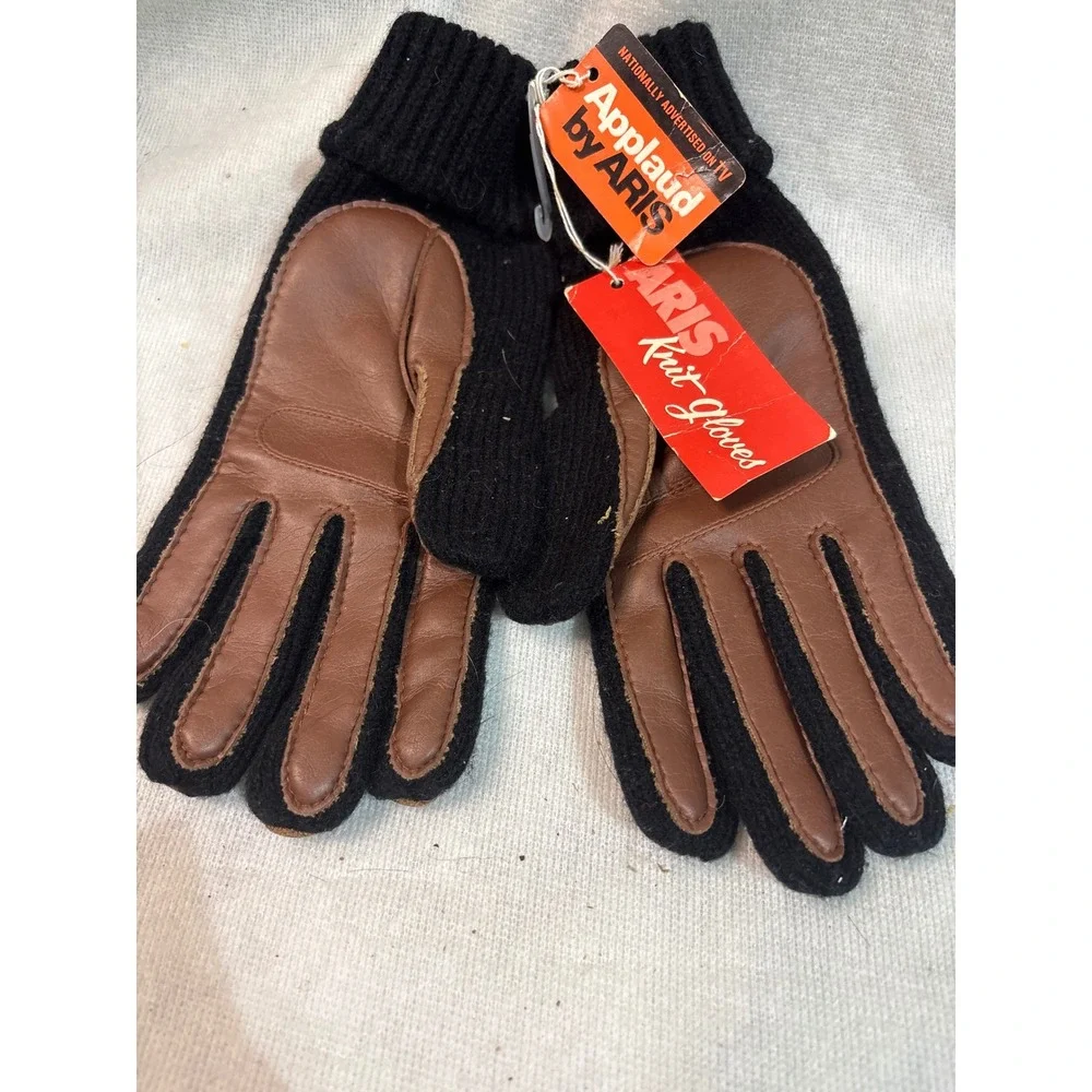 Vintage Aris Knit Gloves Brown Leather Accent V Chevron‎ Perforated Ladies